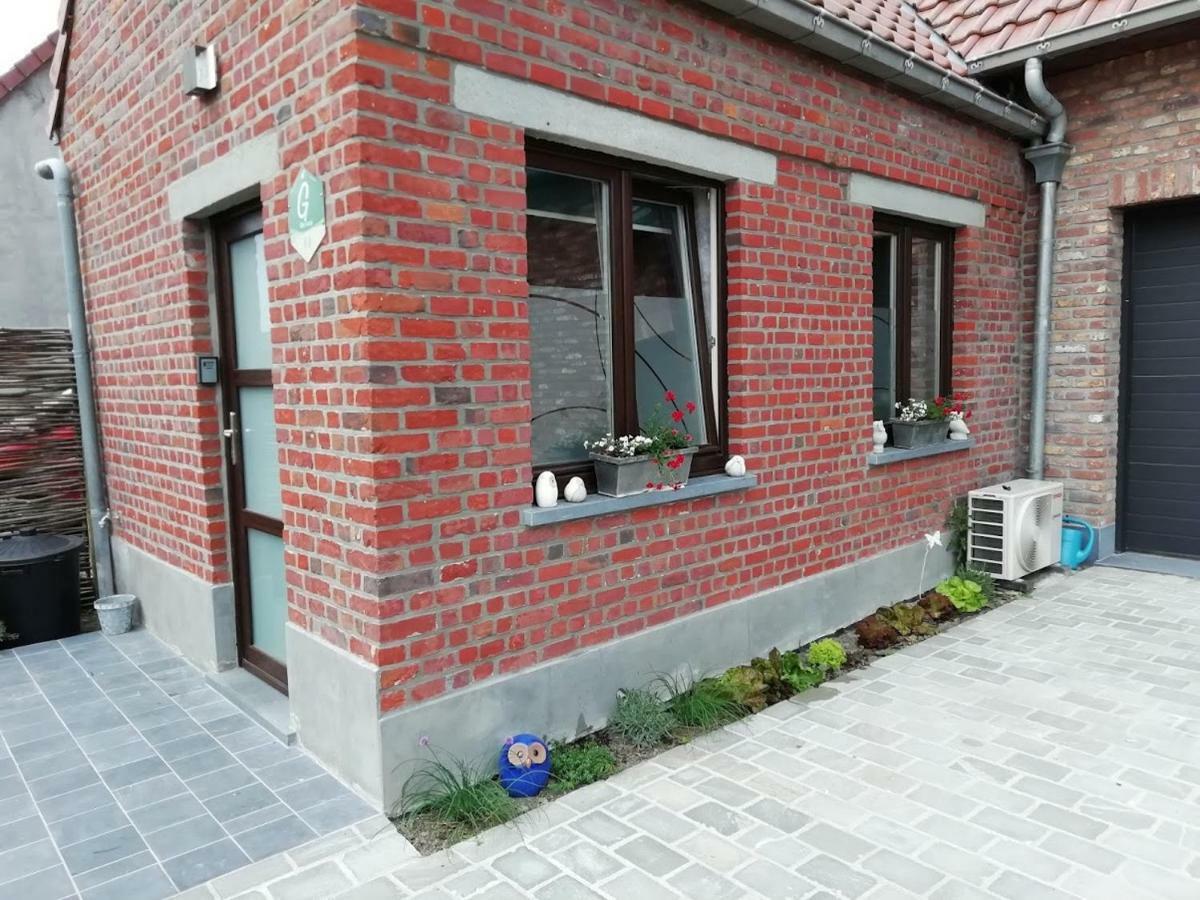 Studio Gite Eul Cat Huant Dergneau Esterno foto